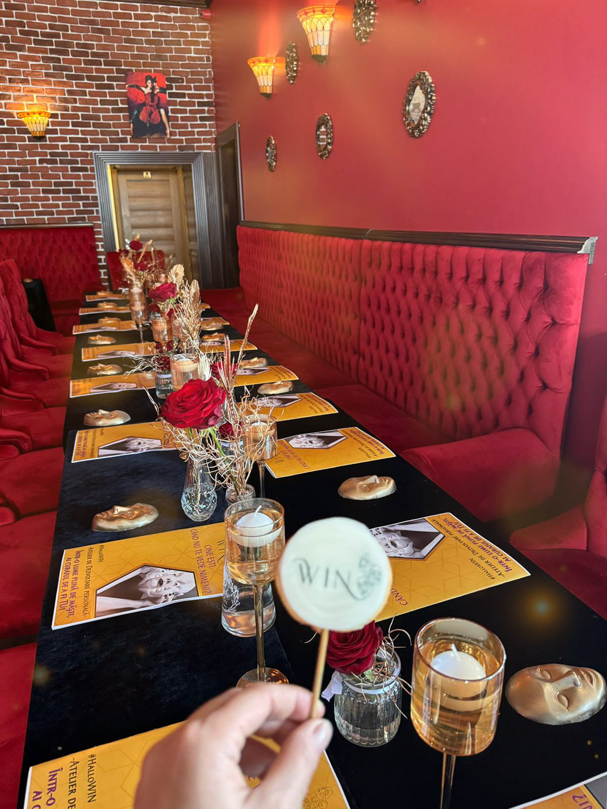 HalloWIN — Cine ești când nu te vede nimeni? - 6